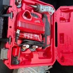Milwaukee Pex Expansion Tool