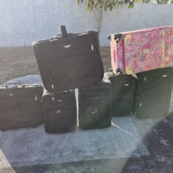 7 PC Of Travel Luggage Like Brand New Cond