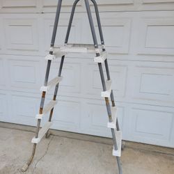 Pool Ladder!
