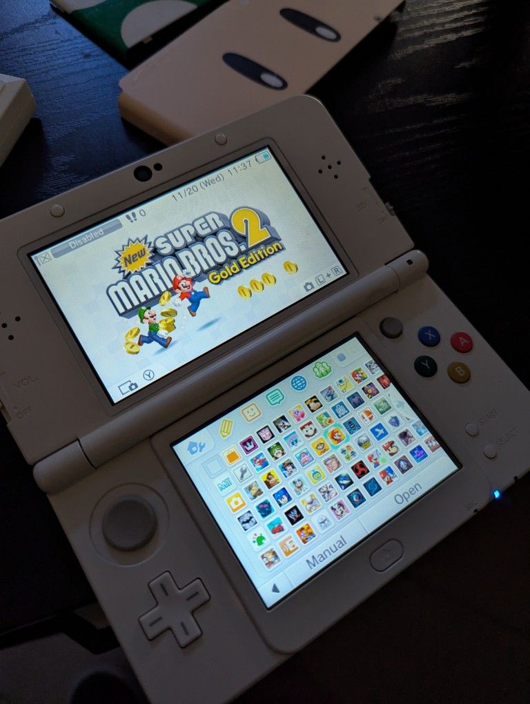 New Nintendo 3DS AMERICAN immaculate Condition