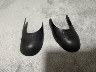 Shoe crease protectors