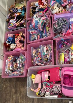Barbie Lot
