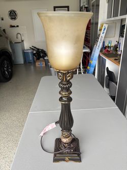 Table lamp