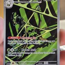 Team Rocket  Spidops Pokémon Card 