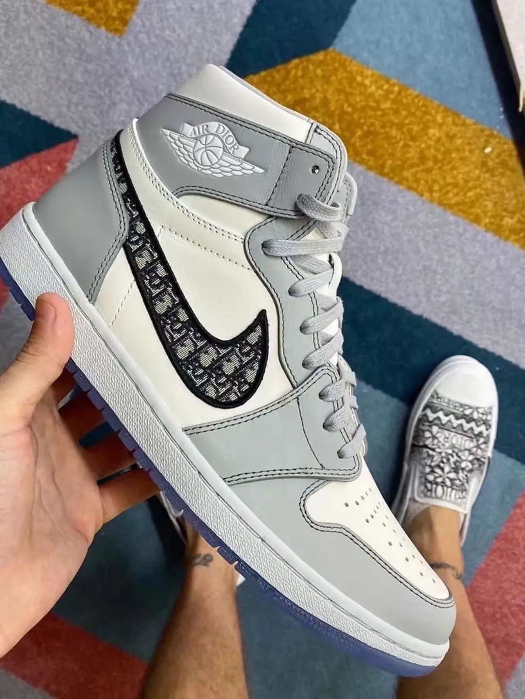 DIOR x Jordan Air Jordan 1 High Og 'White Wolf Grey'