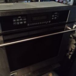 30 In. GE.Monogram Oven, Air fryer 