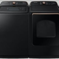 BRAND NEW - Samsung Washer and Dryer Set - 5.5 cu. ft. Washer - 7.4 cu.ft Dryer - Brushed Black Color