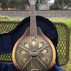 NATIONAL RM1 MANDOLIN