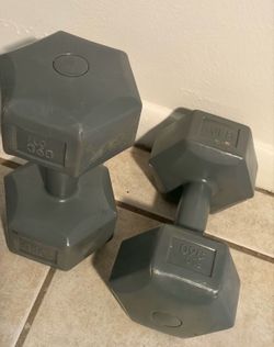 Weights 10lbs
