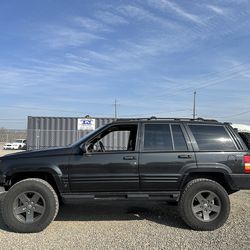 1998 JERP GRAND CHEROKEE LIMITED 5.9