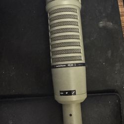 Electro-Voice RE20 w/ Shock Mount And Windscreen