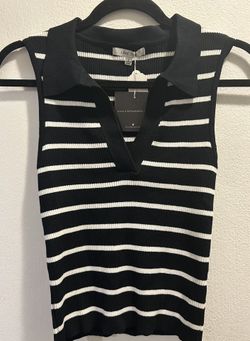 Classy Love Tree V-Neck Sleeveless Blouse Size L