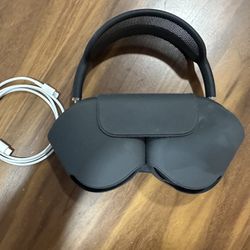 Apple AirPods Max