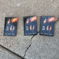 The Sixth Sense, Bruce Willis Pin Back Buttons Quantity Three