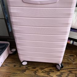 Brand New 24 Inch Travel Suitcase 