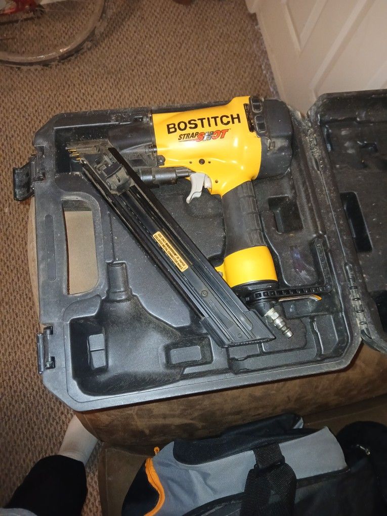 Bostich Strap Shot Nail Gun