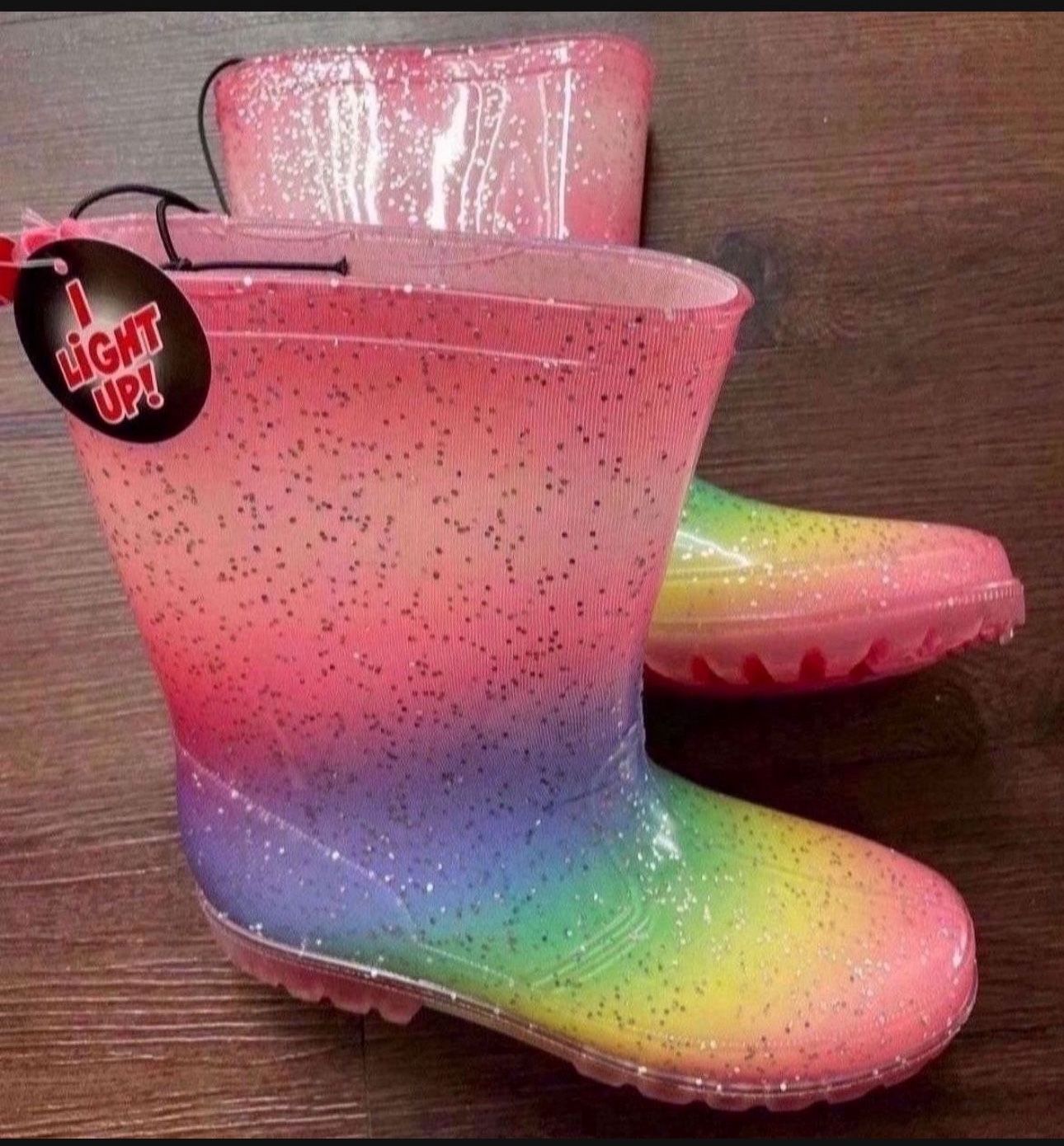New Lighting Up Girls Rain Boots, Size 2-3
