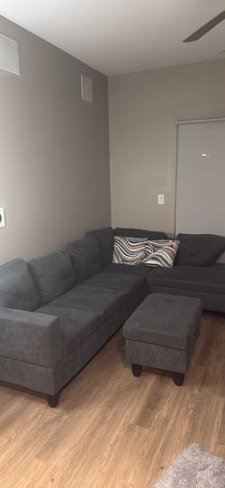 3 Piece Sectional W/Ottoman