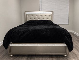 LED bed frame - Silver