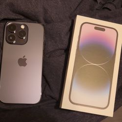Clean iPhone 14 Pro 128 GB Factory Unlocked Deep Purple