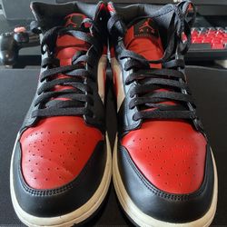 Nike Air Jordan 1 Mid sneakers