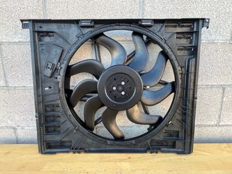 2019-2026 Bmw 230/330/430  Electric Radiator Cooling Fan Motor Assembly Oem New