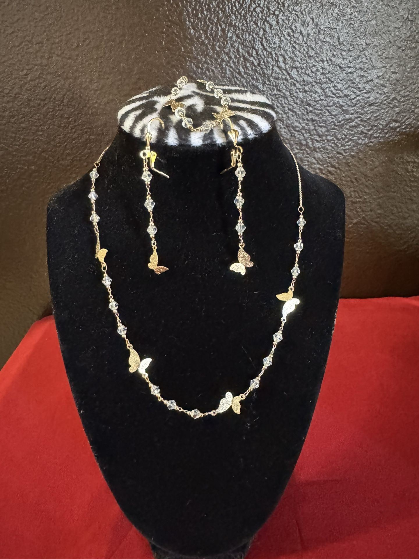 Woman’s Jewelry set