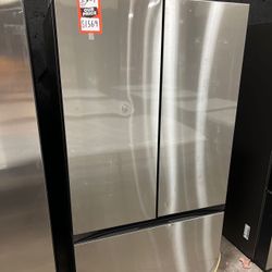 Samsung Refrigerator. 🚚WE DELIVER🚚