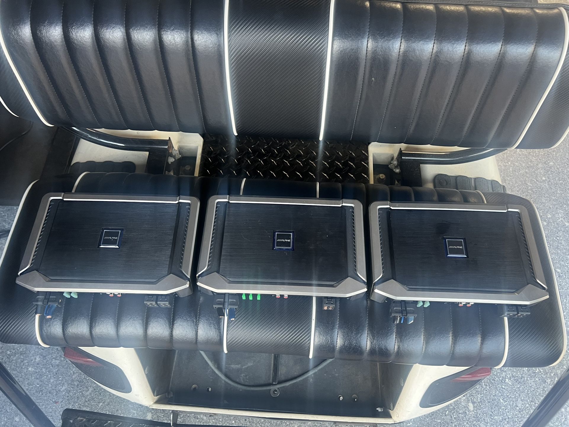 Alpine Amps