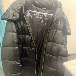 Size Medium Woman’s Calvin Klein Puff Coat 