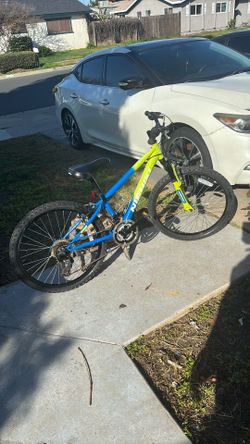 Mountain Bike Size 24 Nishiki Good Condition Ready To. Ride 