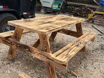 Pícnic table