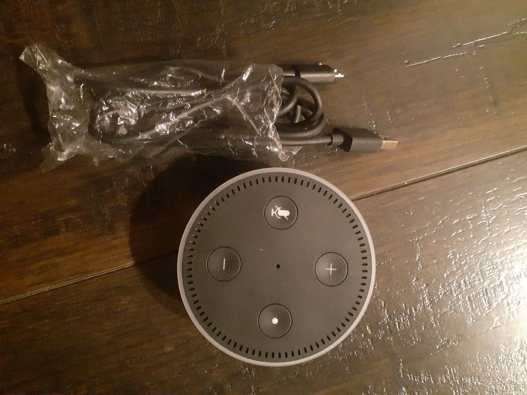 Amazon Alexa (READ DESCRIPTION )