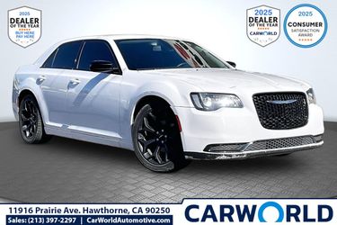 2019 Chrysler 300