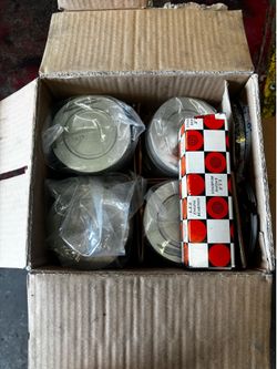 Toyota pistons