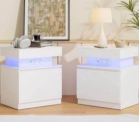 Set of 2 Nightstands