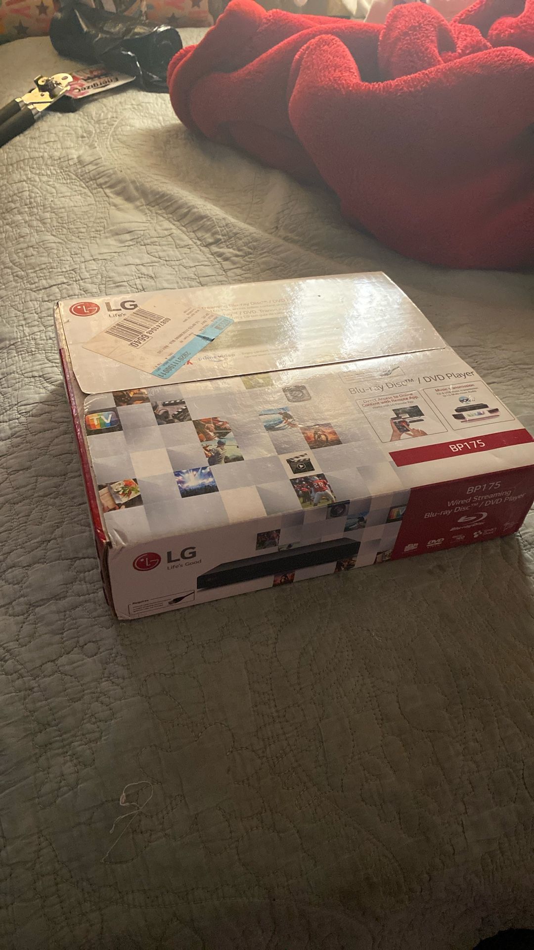 LG Blu-Ray DvD/ wired Streaming Player