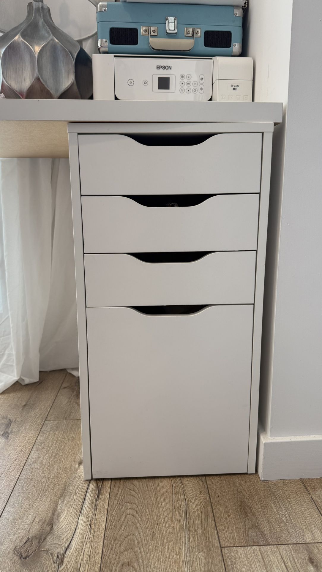 White Drawer Unit / File Cabinet / Storage