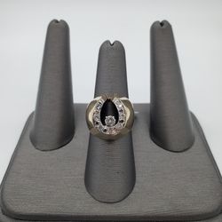 14kt Yellow Gold Horseshoe Ring With Diamonds