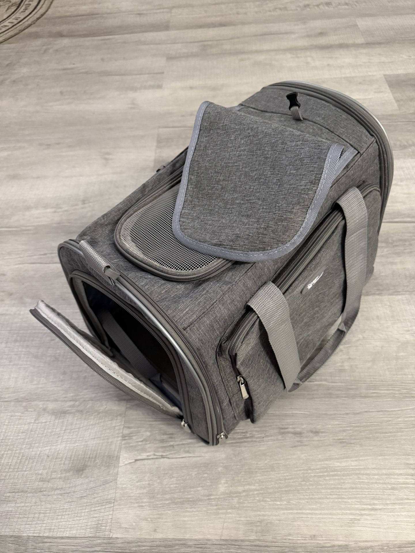 17.5” Brand New Dog Cat Carrier