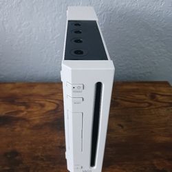 Nintendo Wii Replacement Gamecube Compatible RVL-001 Tested Works Console ONLY