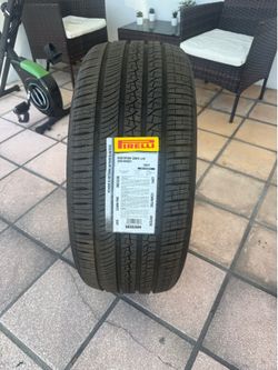 265/45r21