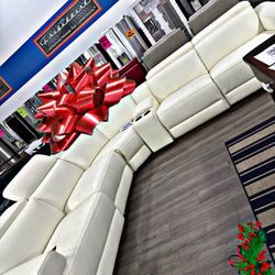 Couches On Special 🤩
