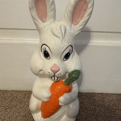 Easter Bunny / Ceramic