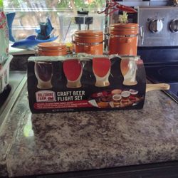 New Craft Beer Flight Set In Box