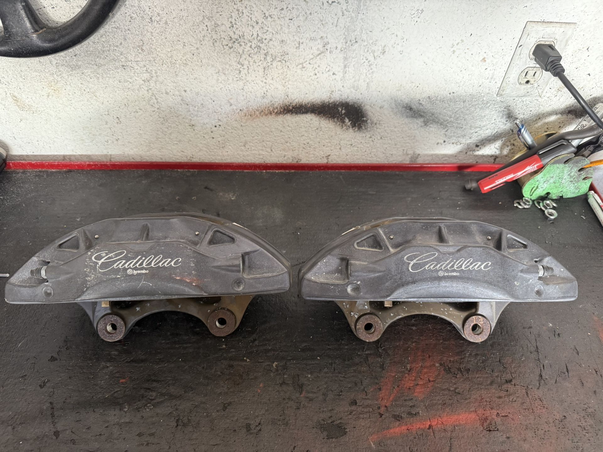 2013-2019 CADILLAC XTS 3.6L FRONT Left Right Brembo BRAKE CALIPERS OEM