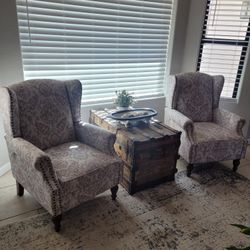 Like New Accent Chairs Side Chairs