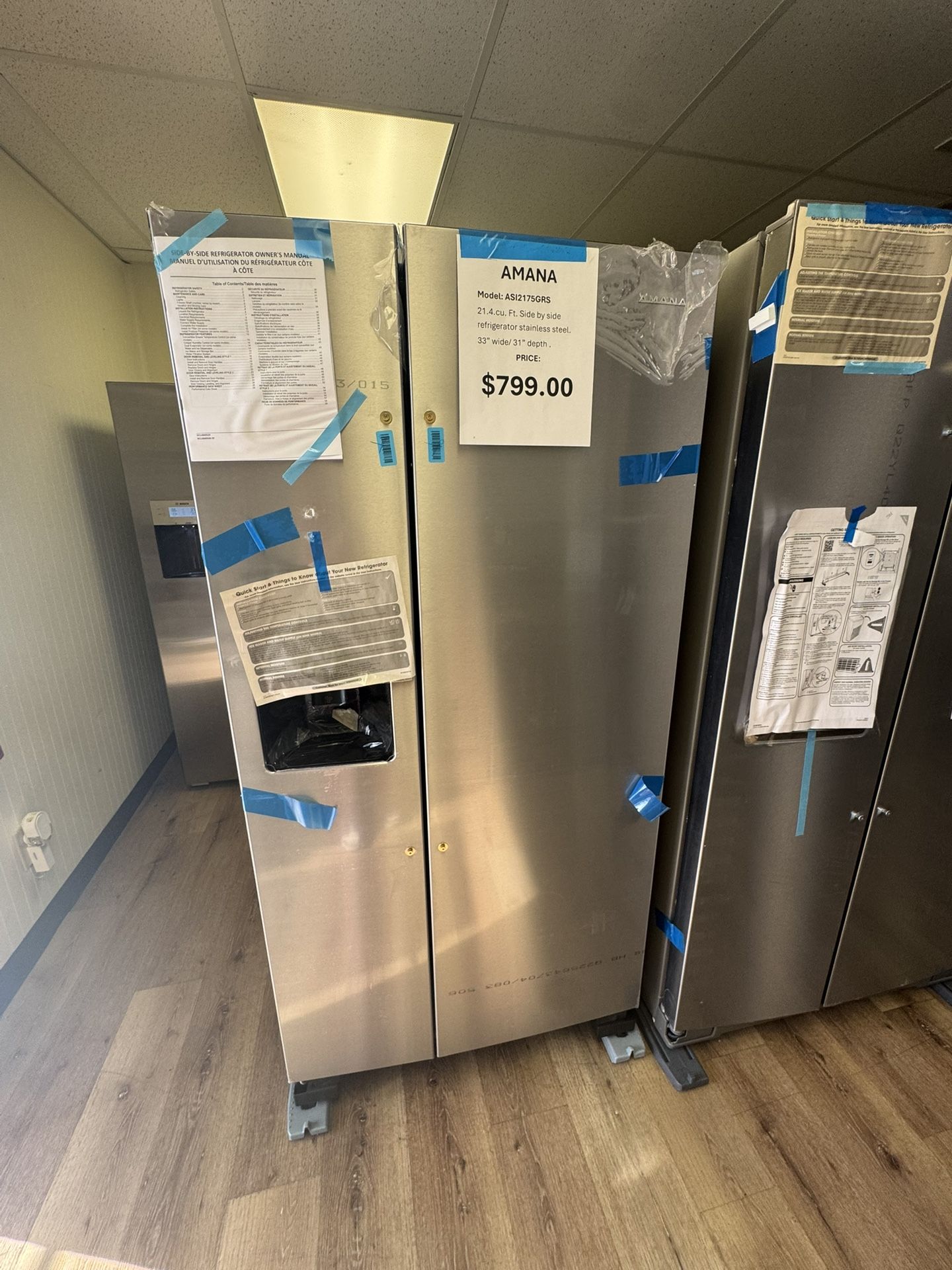 Amana Refrigerator Side By Side Stainless Steel. 
