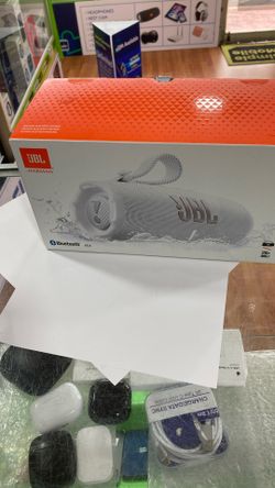 JBL CHARGE 6 WHITE COLOR BRAND NEW SEALED 