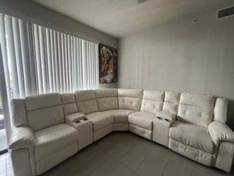 Seccional reclinable.